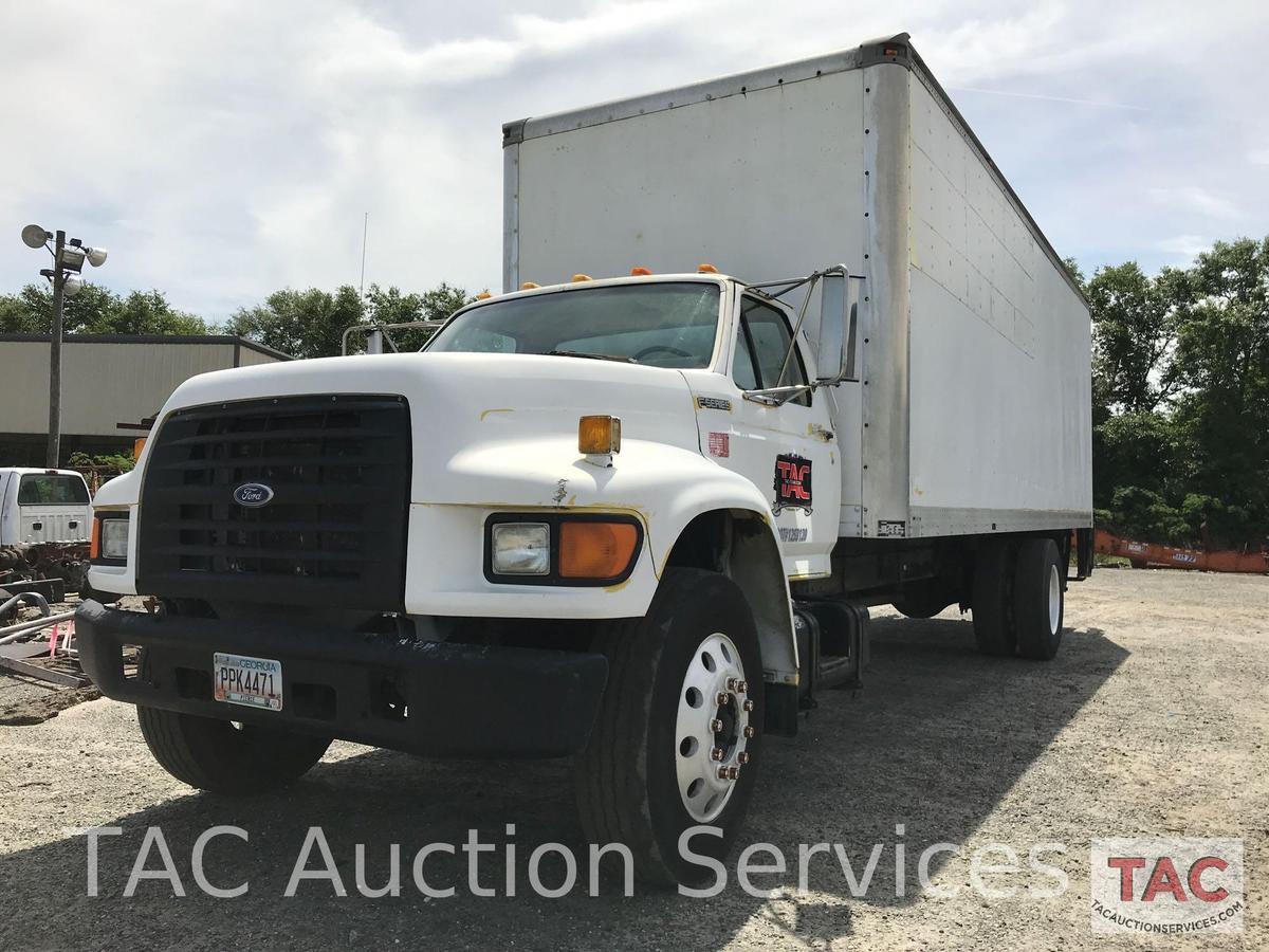 1998 Ford F700