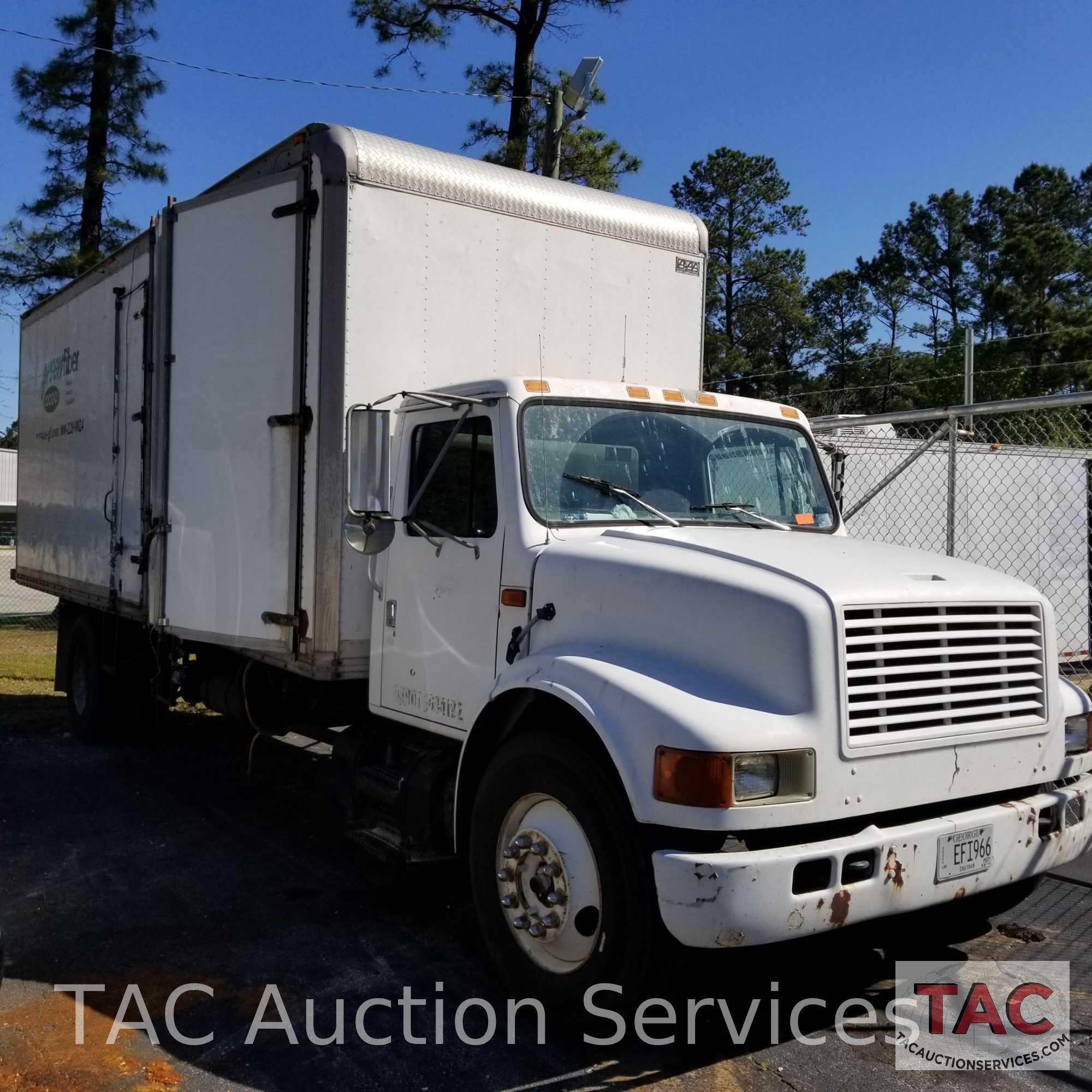 1993 International Box Truck