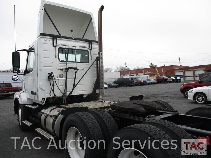 2012 Volvo VNL