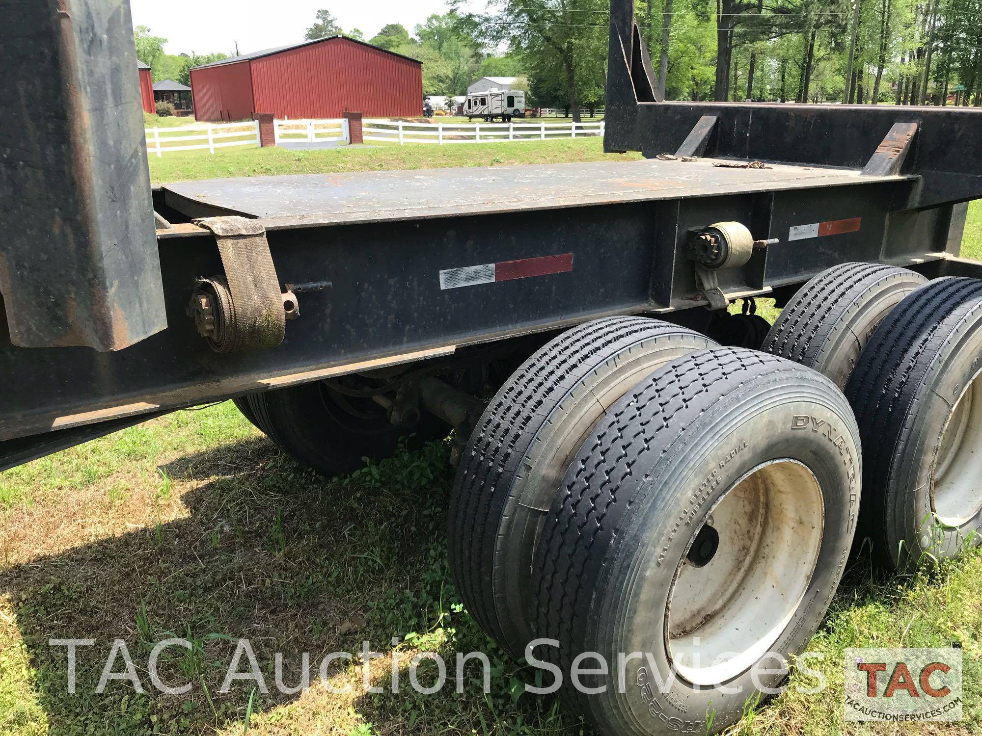 1974 Fruehauf Log Trailer