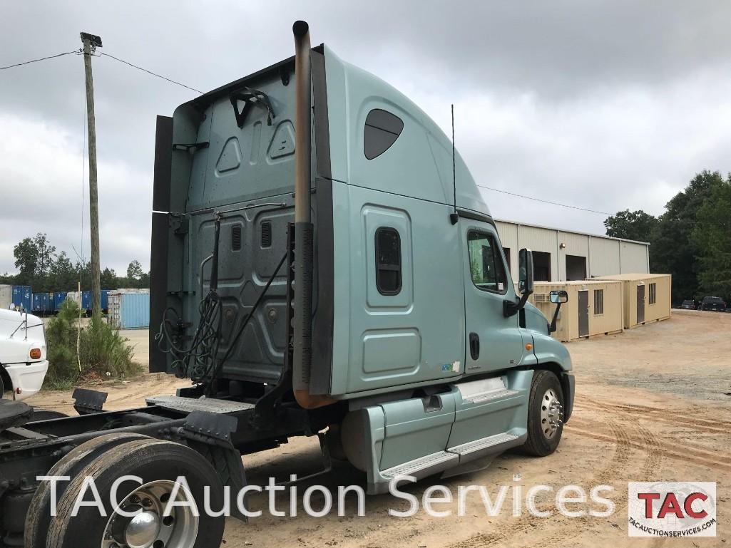 2011 Freightliner Cascadia