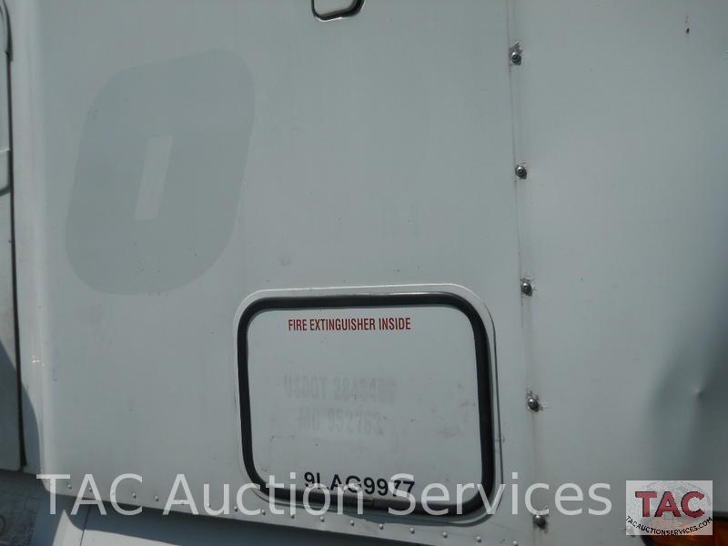 2009 Freightliner Columbia