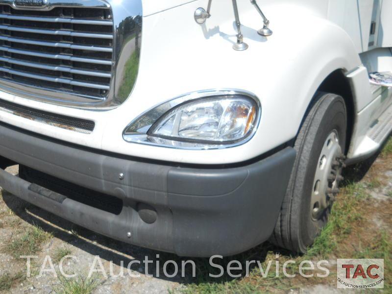 2009 Freightliner Columbia