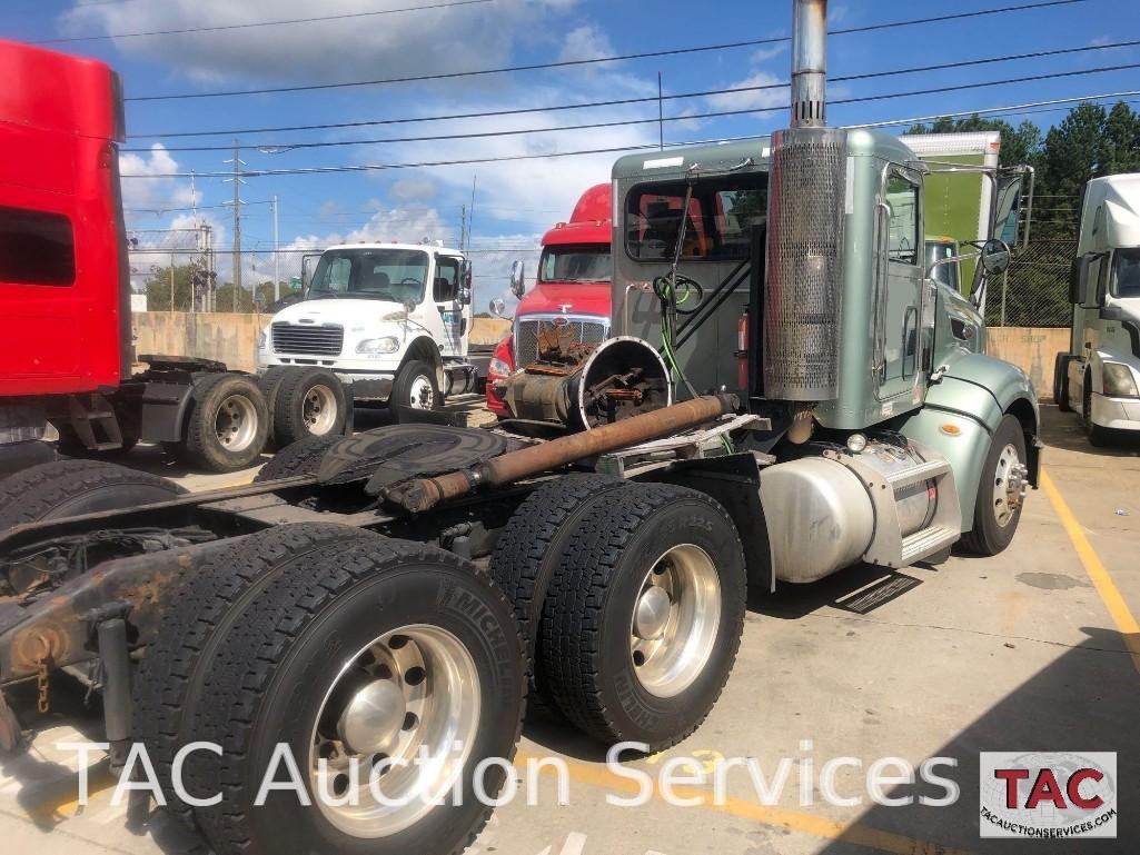 2010 Peterbilt 384