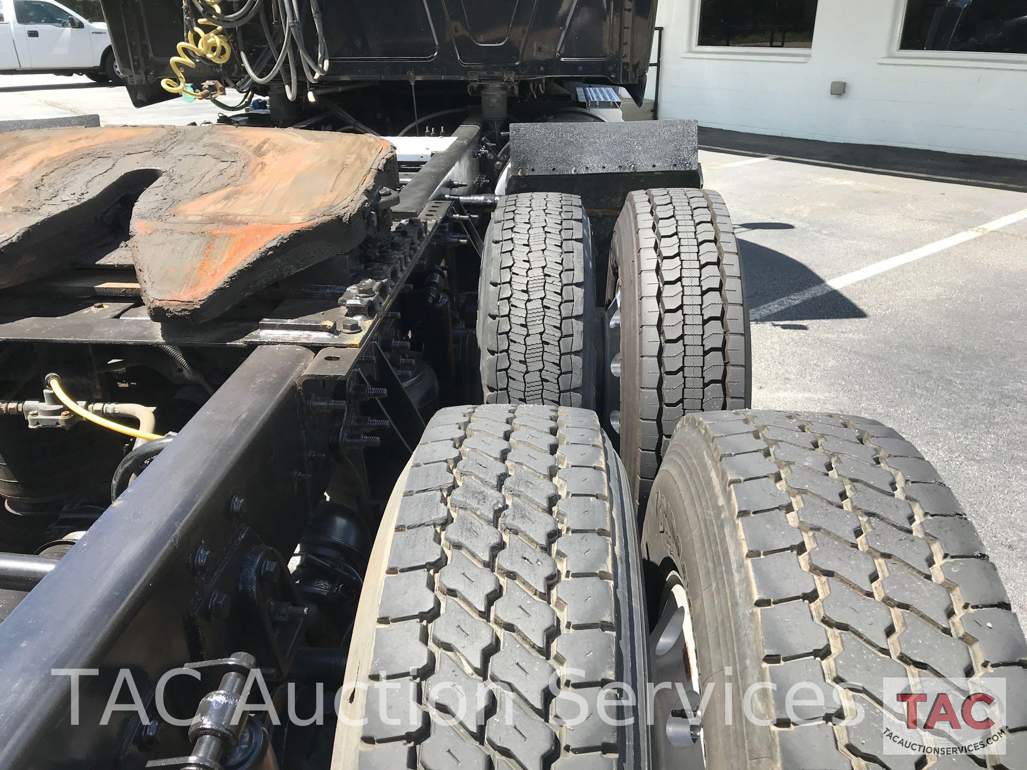 2016 International Prostar Mid Roof