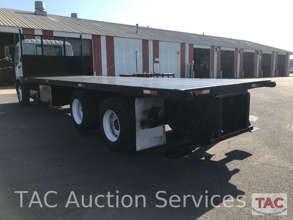 2005 GMC T7500