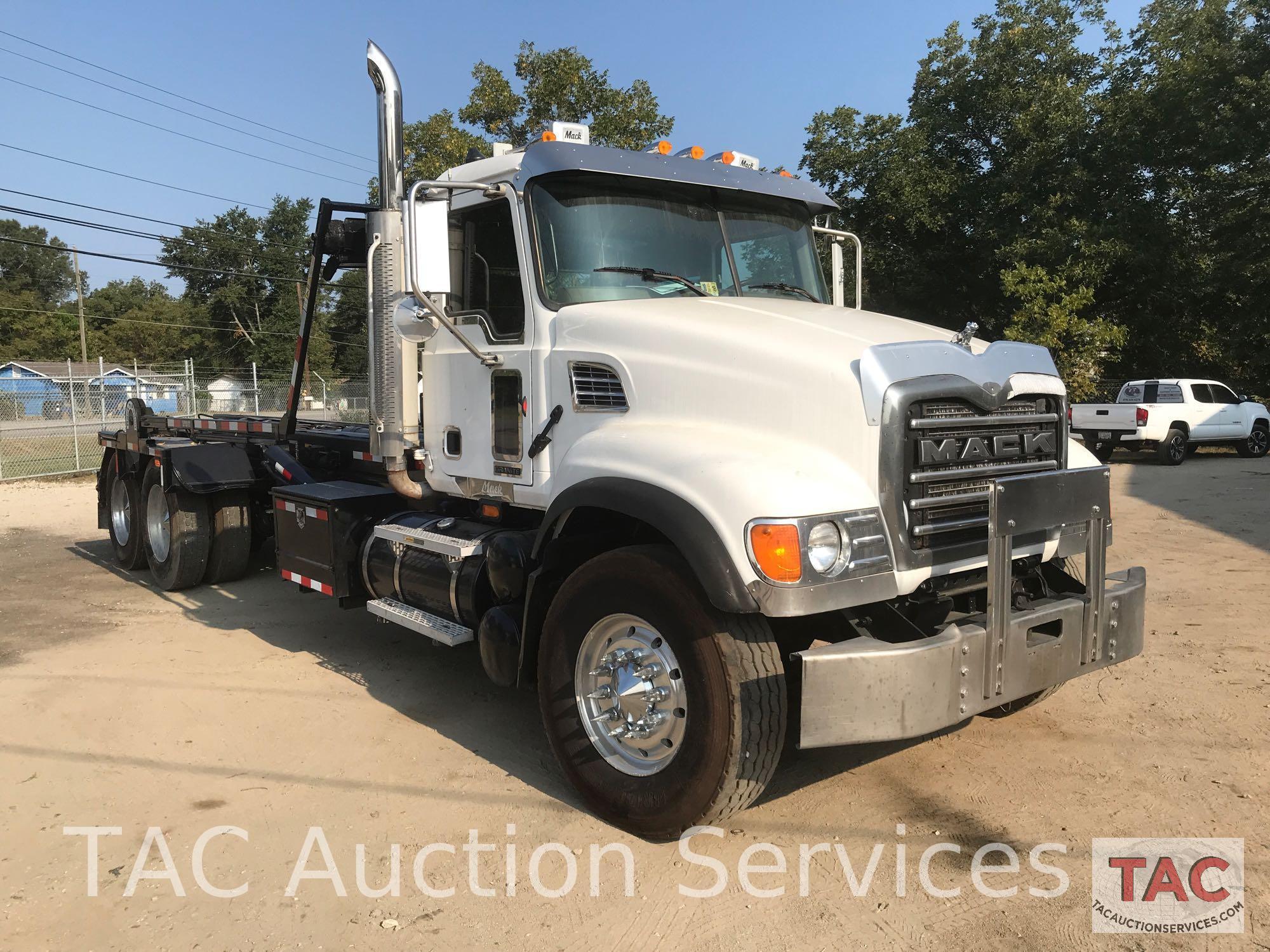 2006 Mack Granite Rolloff