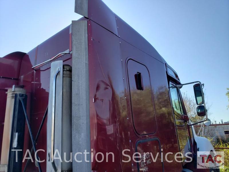 2005 Freightliner Columbia