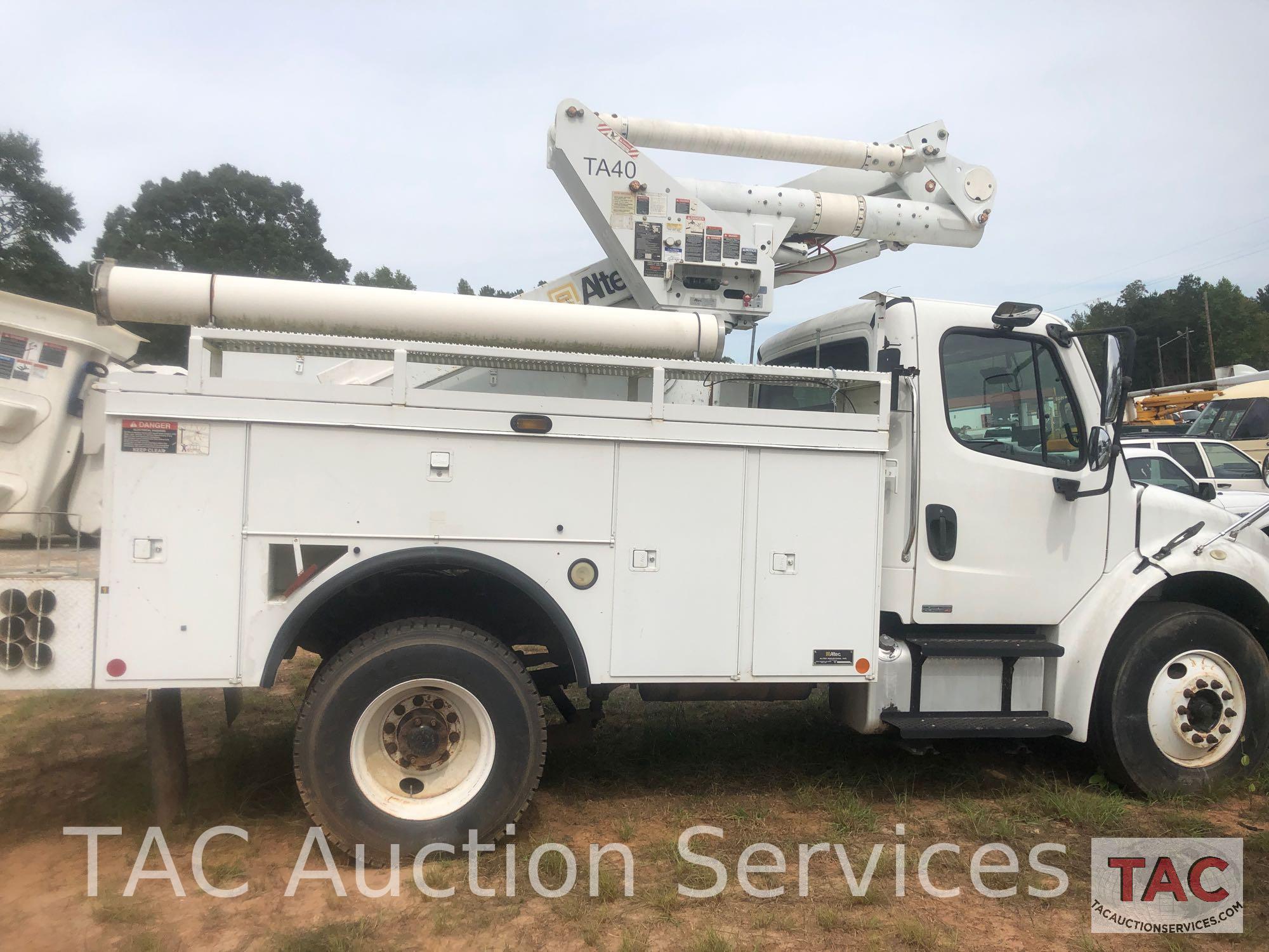 2007 Freightliner M2 Bucket Truck