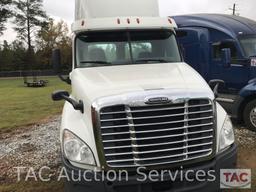 2012 Freightliner Cascadia 125