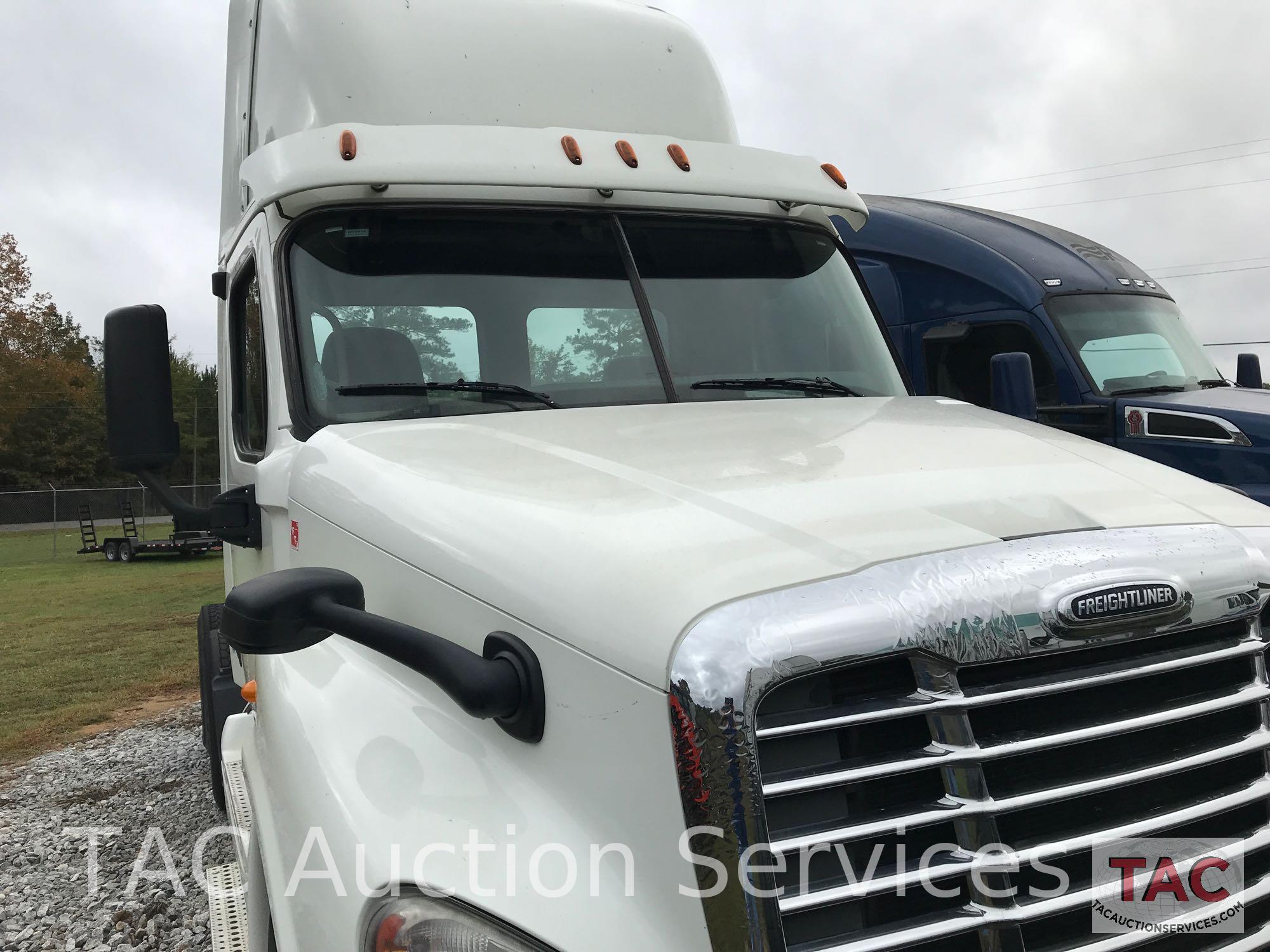 2012 Freightliner Cascadia 125