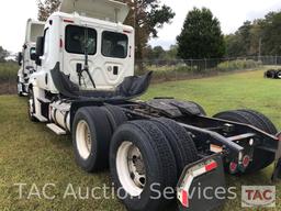 2012 Freightliner Cascadia 125