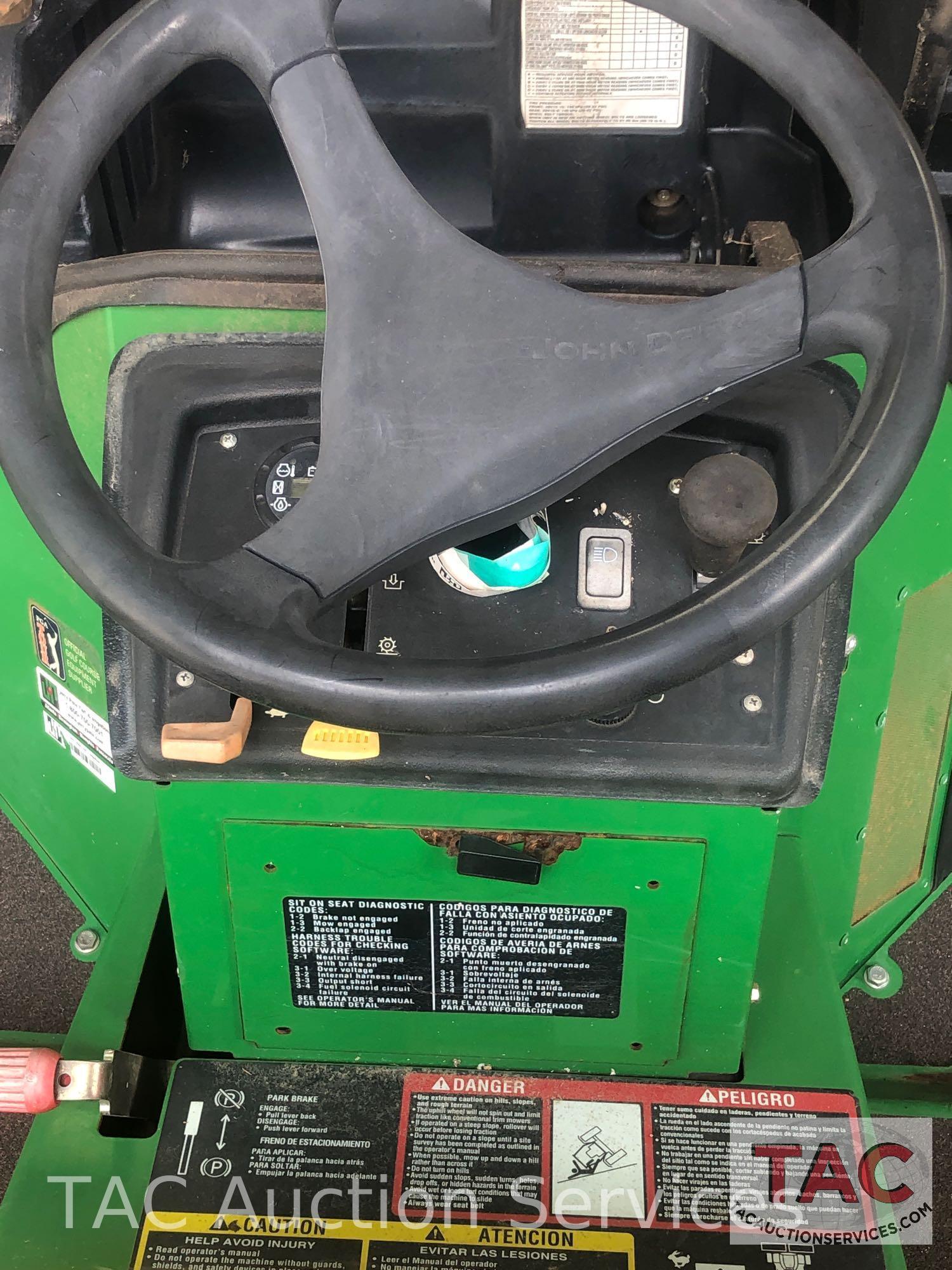 John Deere 2653B Precision Cut