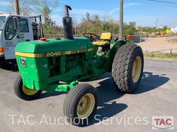 John Deere 2040