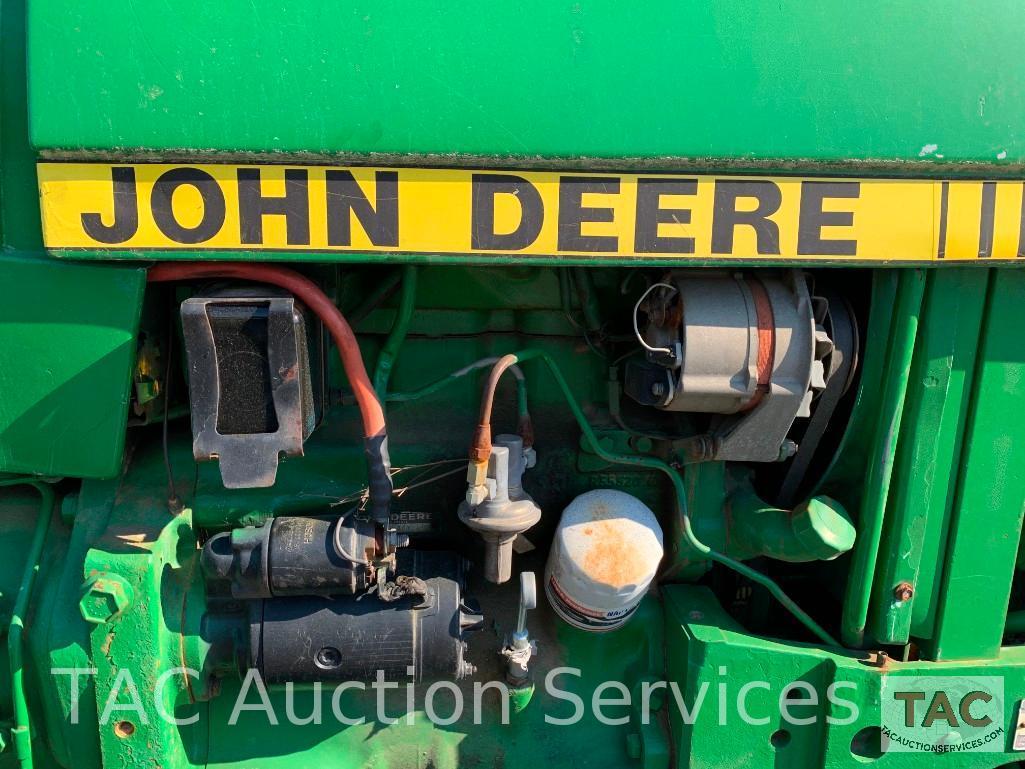 John Deere 2040