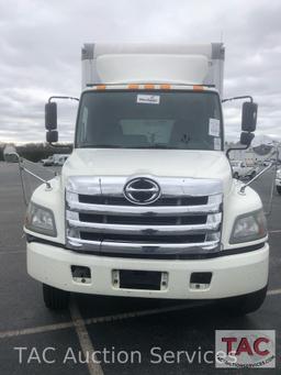 2015 Hino 268 Box TRUCK