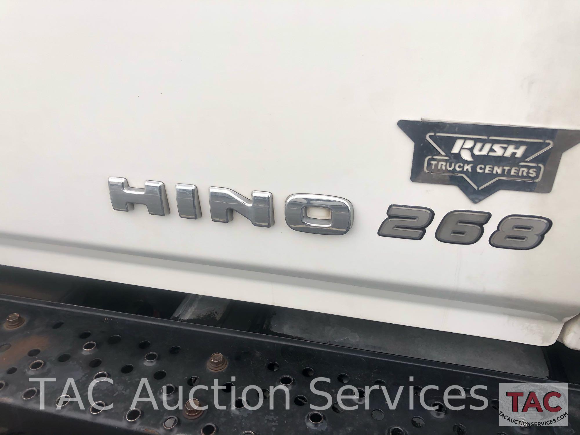 2015 Hino 268 Box TRUCK