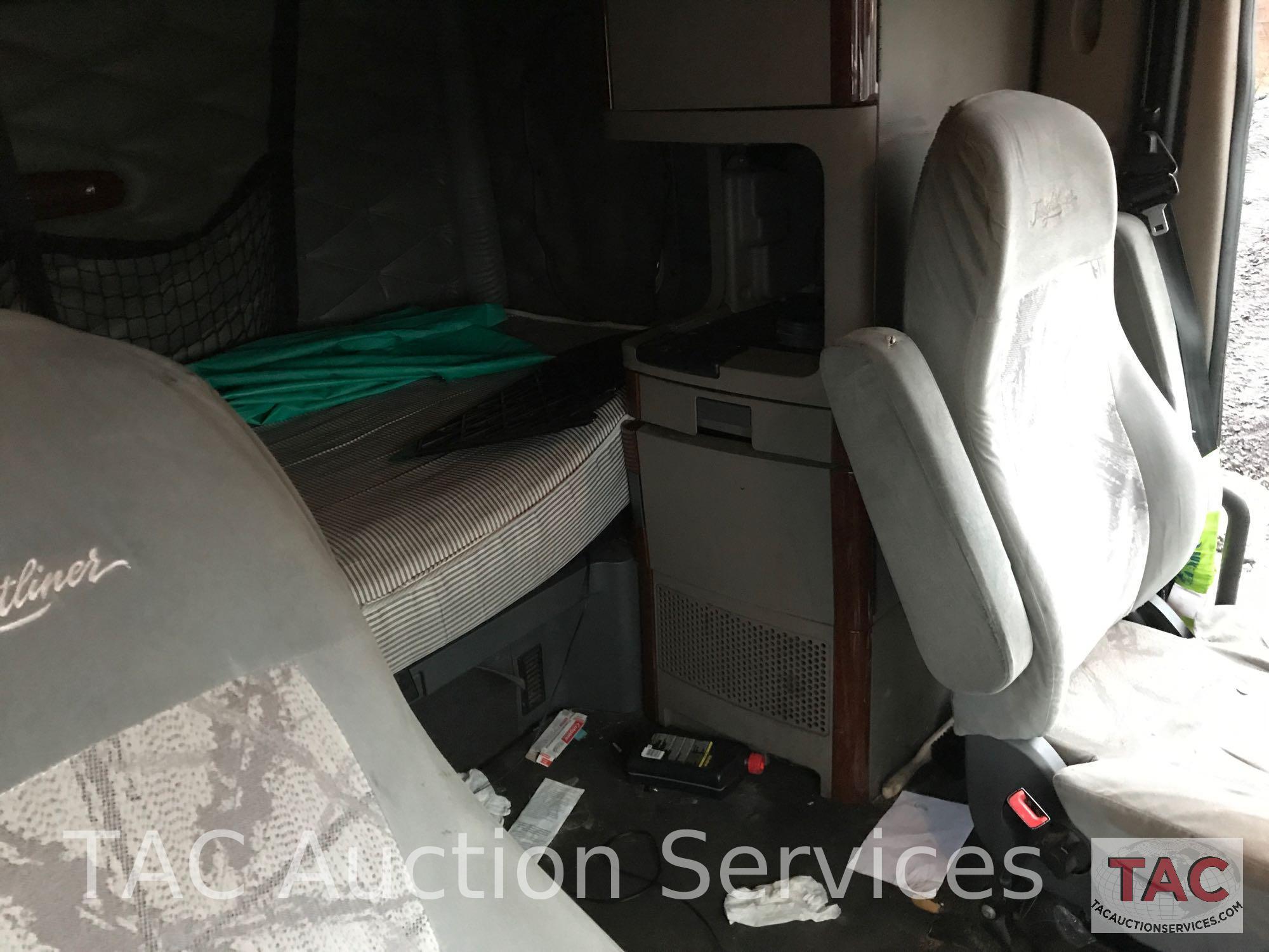 2011 Freightliner Casadia