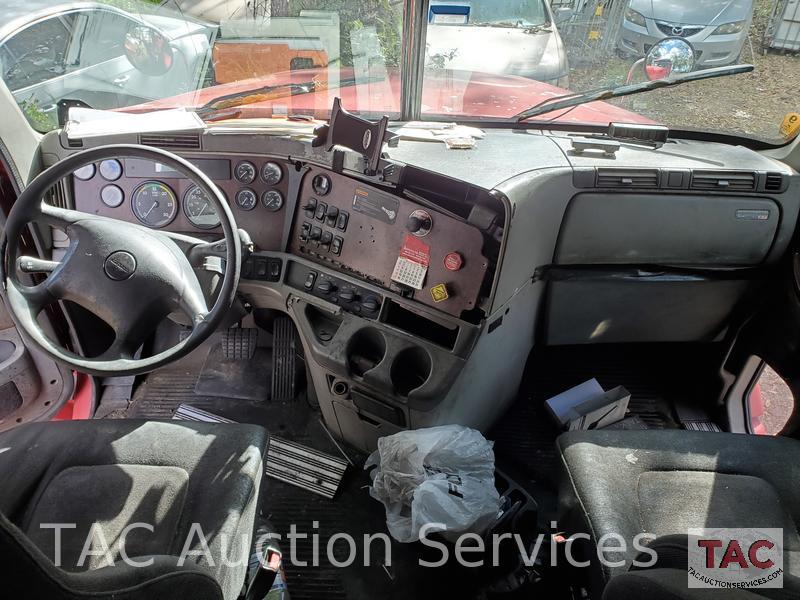 2007 Freightliner ST120