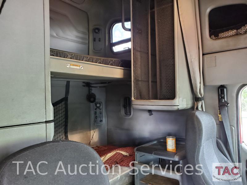 2007 Freightliner ST120