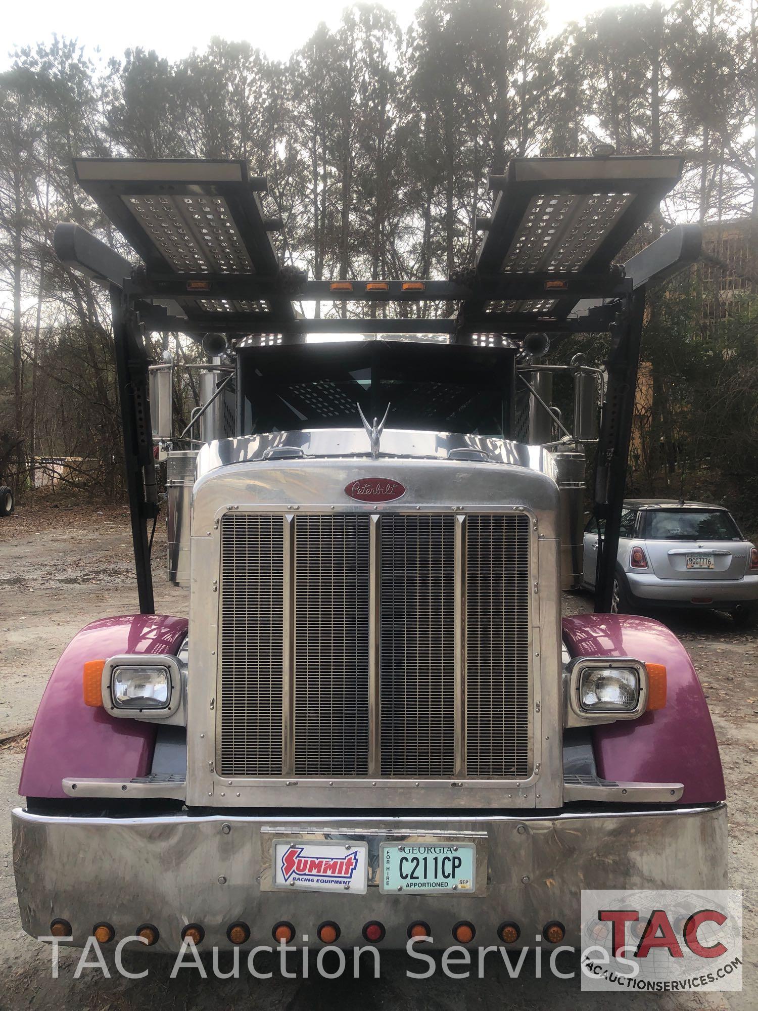 2001 Peterbilt 379 with 2001 Cottrell Trailer