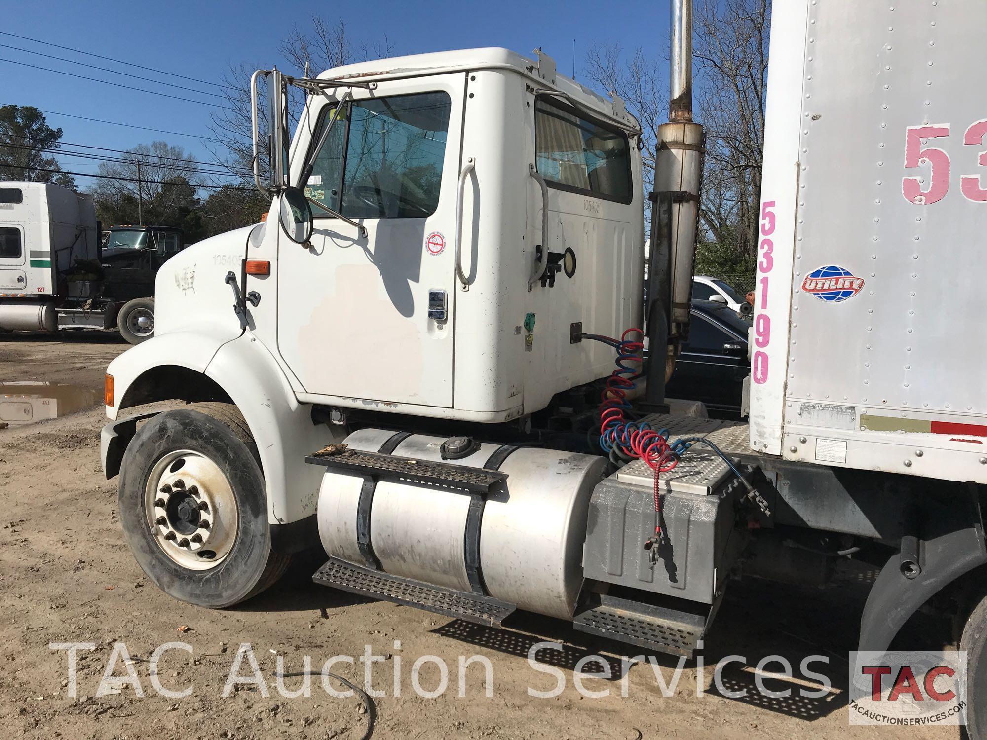 2002 International 8100 S/A