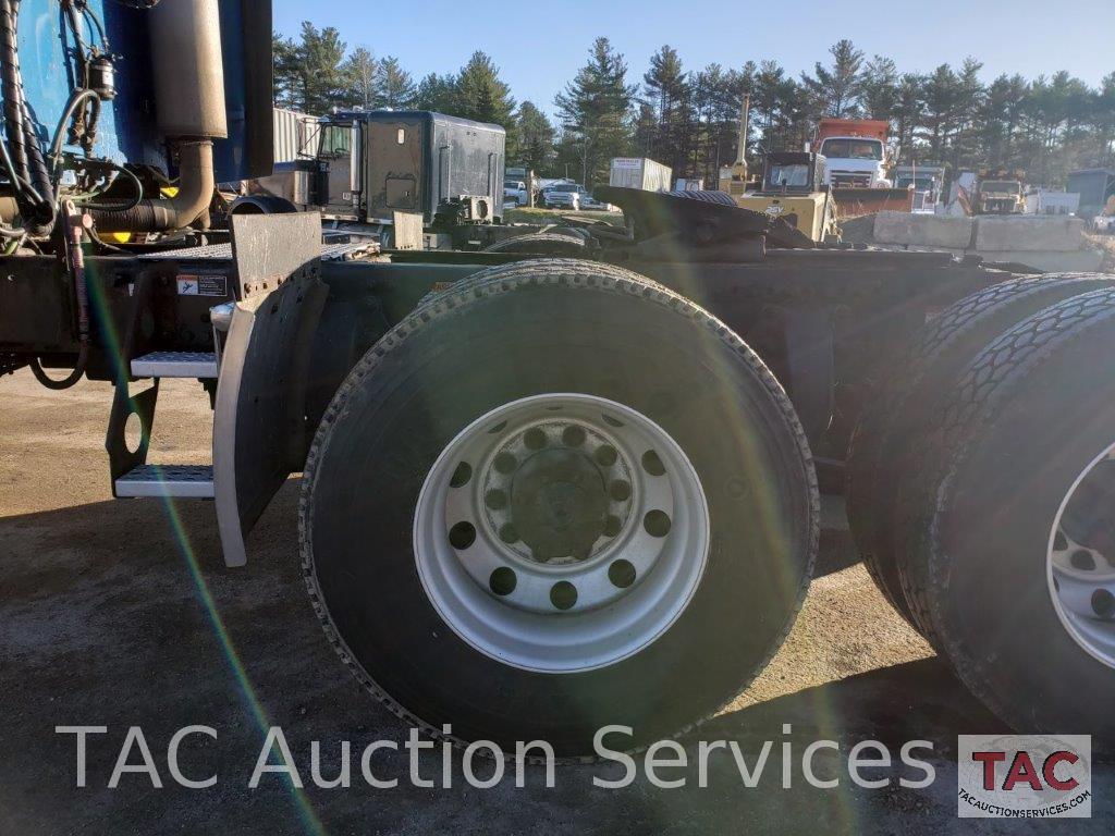 2012 Freightliner Columbia Glider Truck