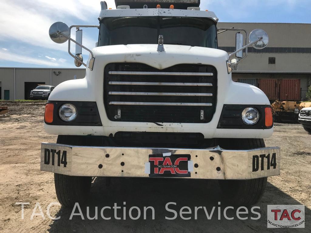 2007 Mack Granite