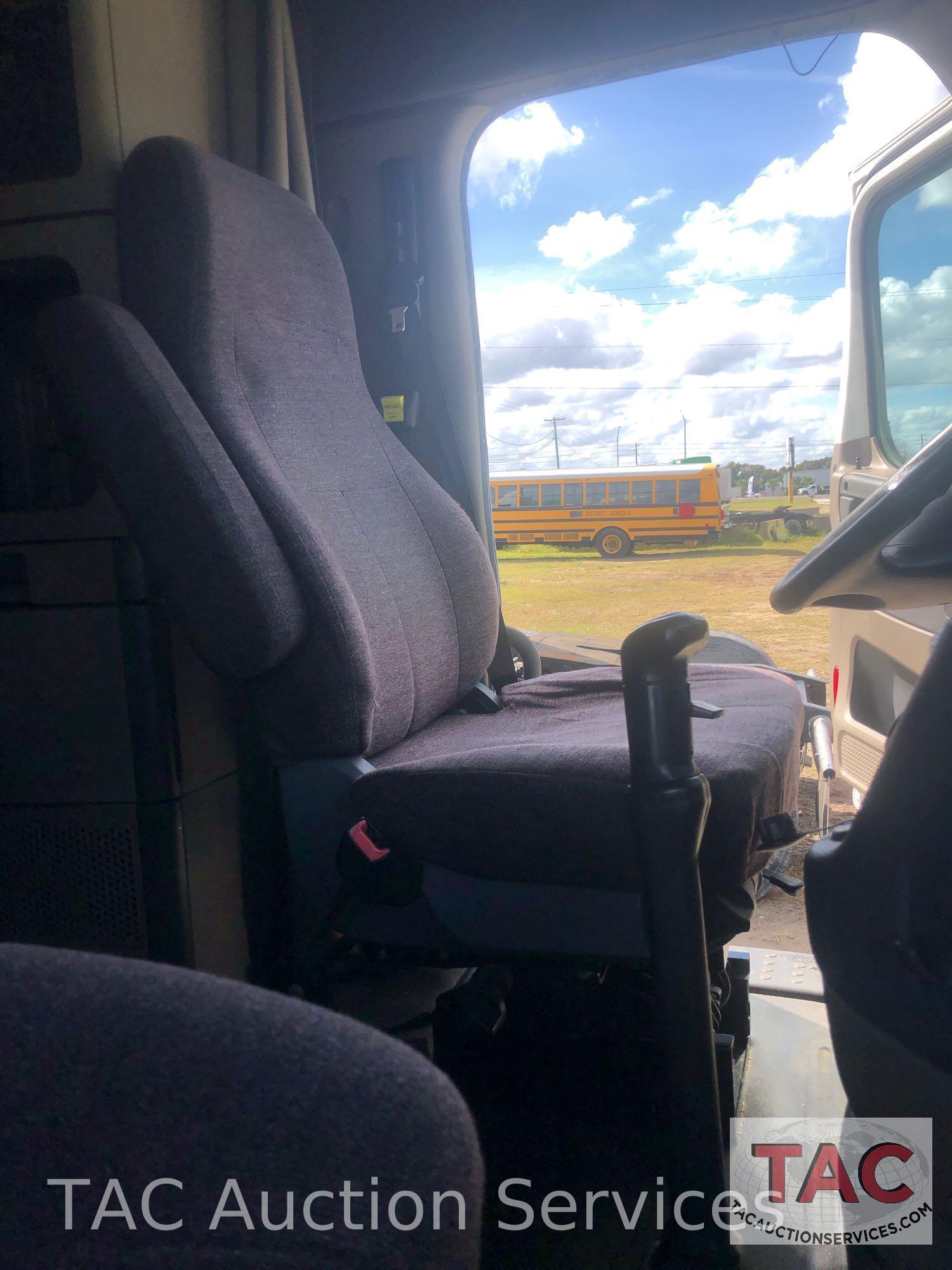 2012 Freightliner Cascadia