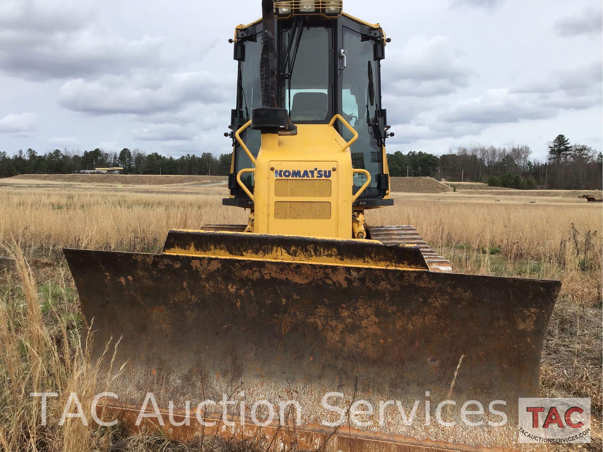 Komatsu D39EX-22 Dozer