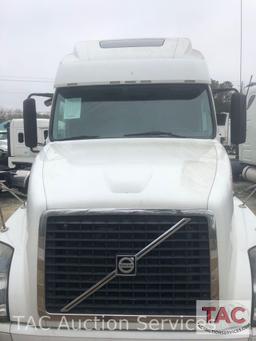 2012 Volvo VNL670