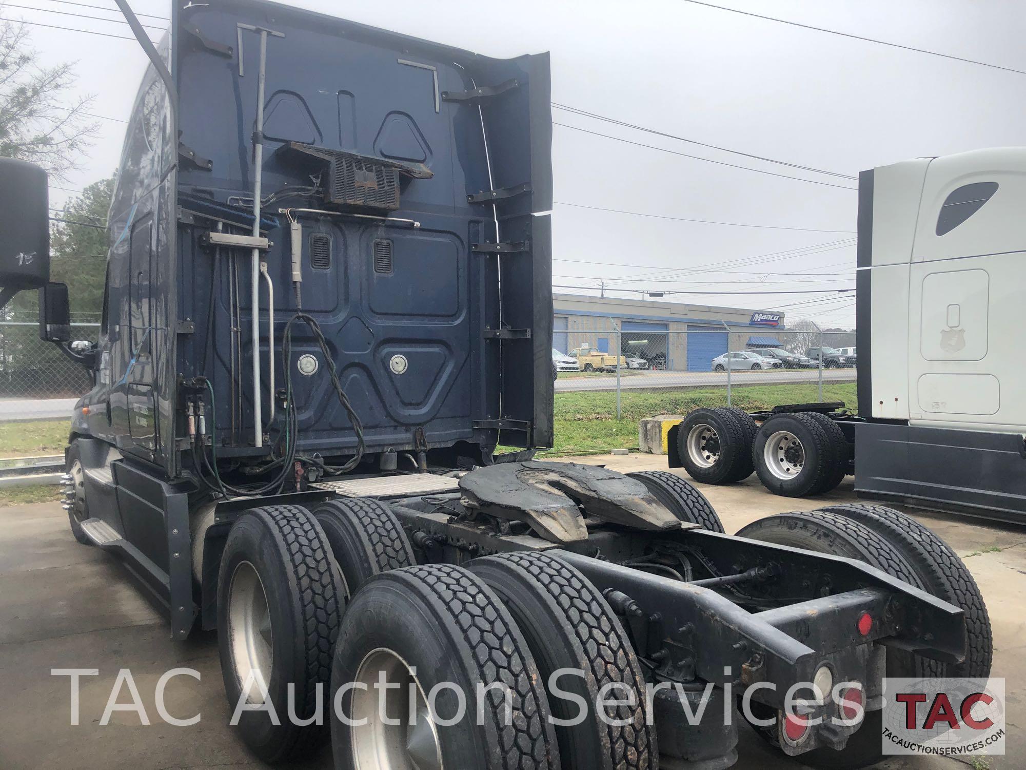 2015 Freightliner Cascadia