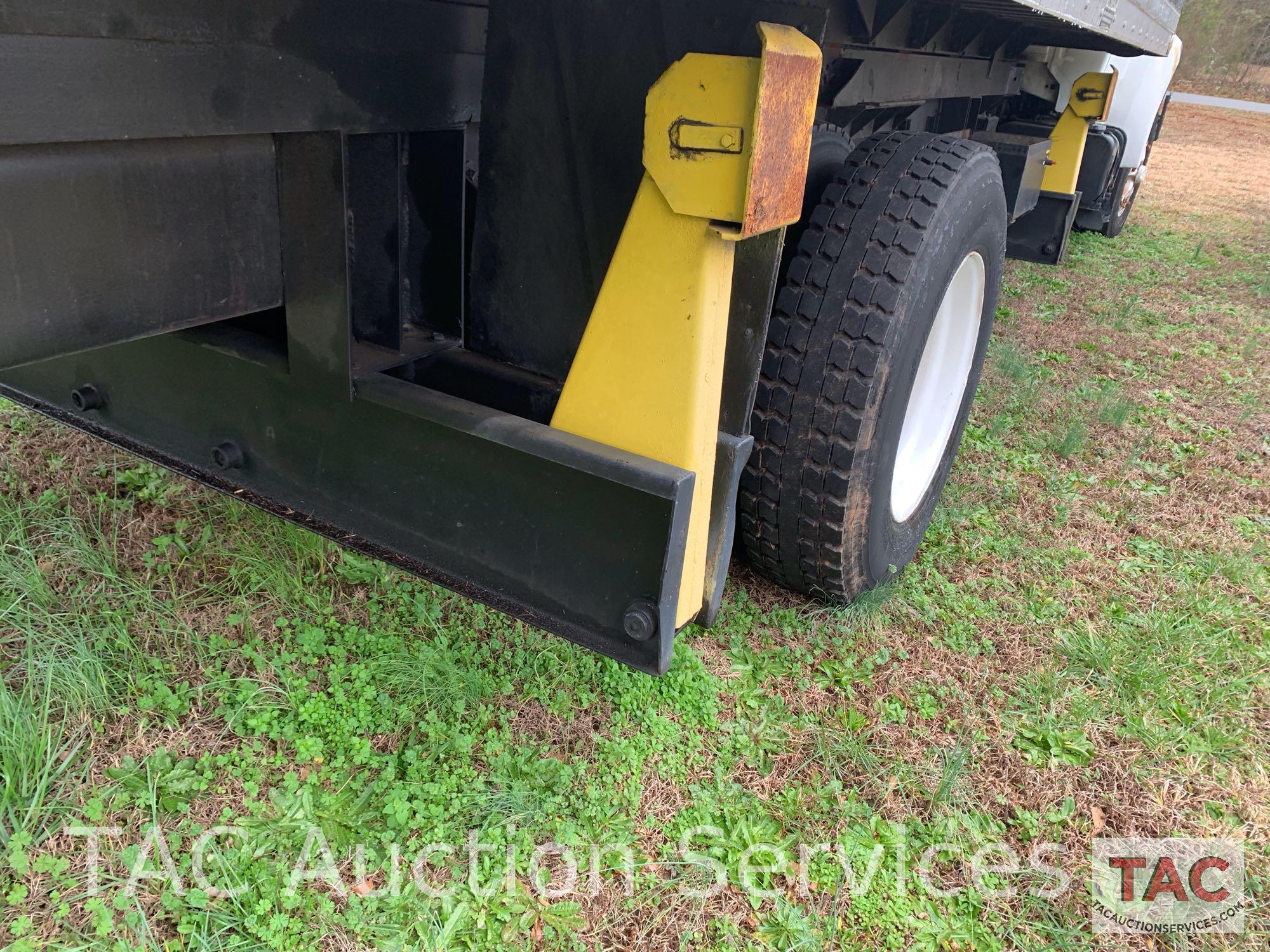 1990 Ford F700 Airport Catering Truck