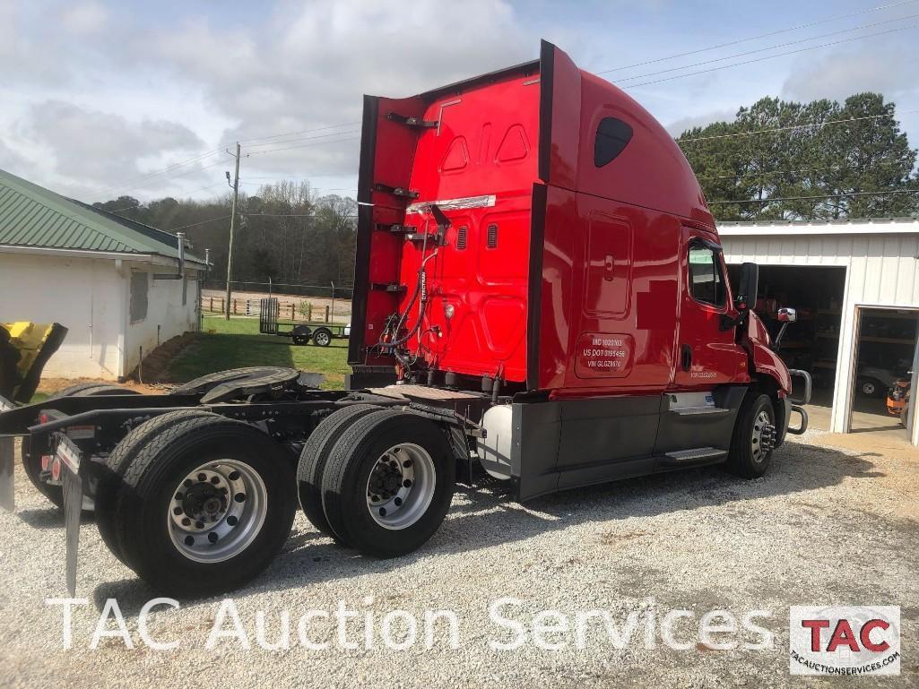 2016 Freightliner Cascadia