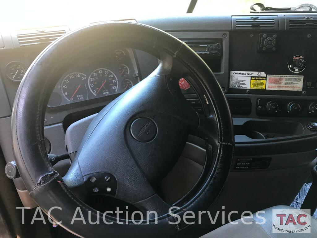 2013 Freightliner Cascadia