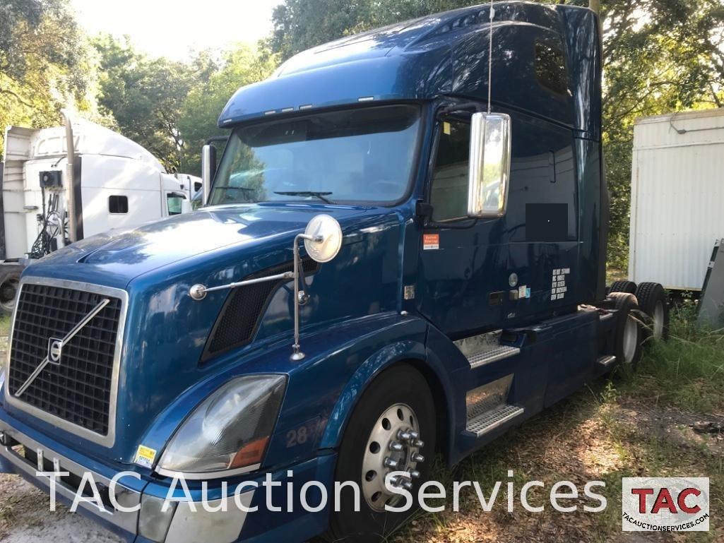 2011 Volvo VNL670