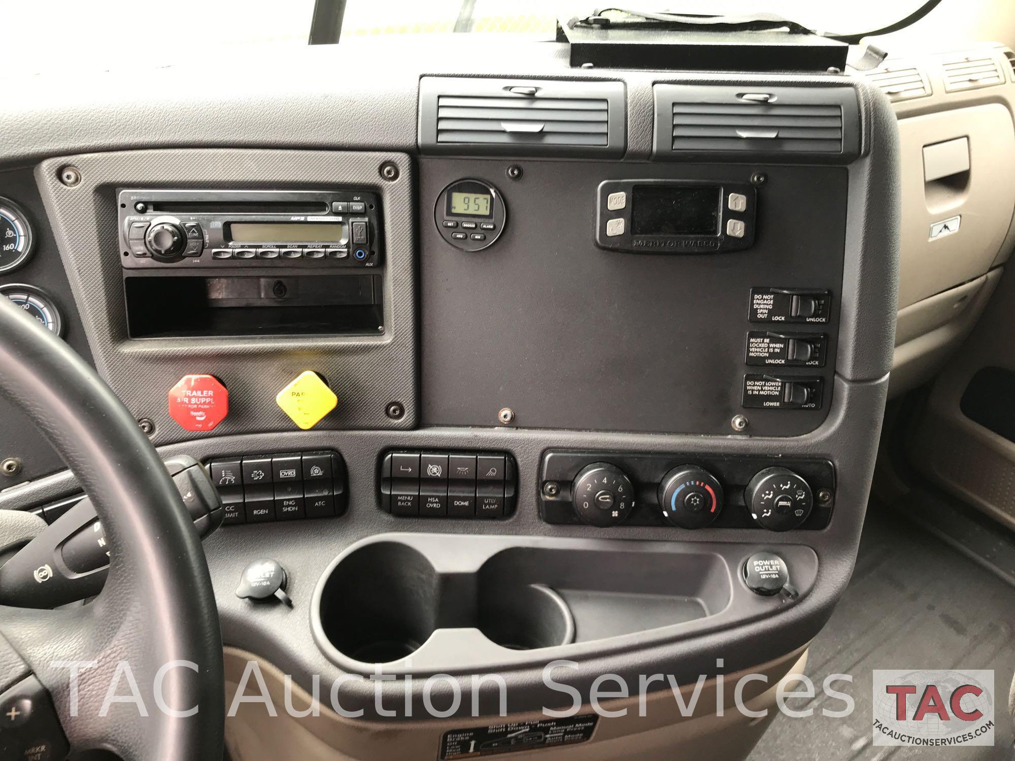 2015 Freightliner Cascadia