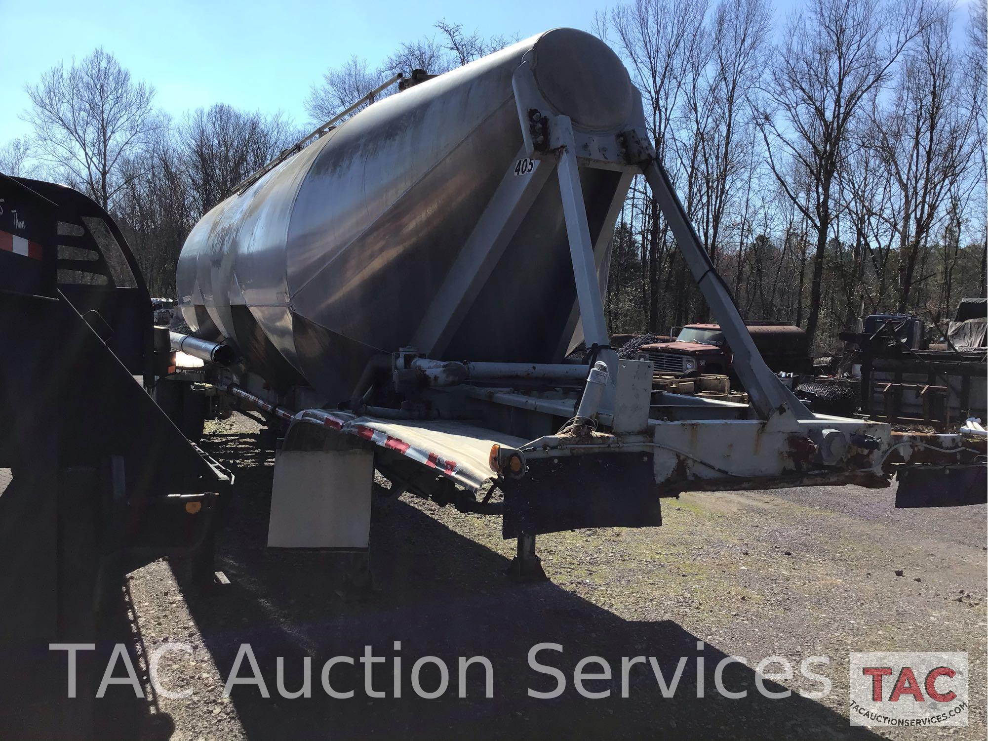 1990 Fruehauf Tanker Trailer