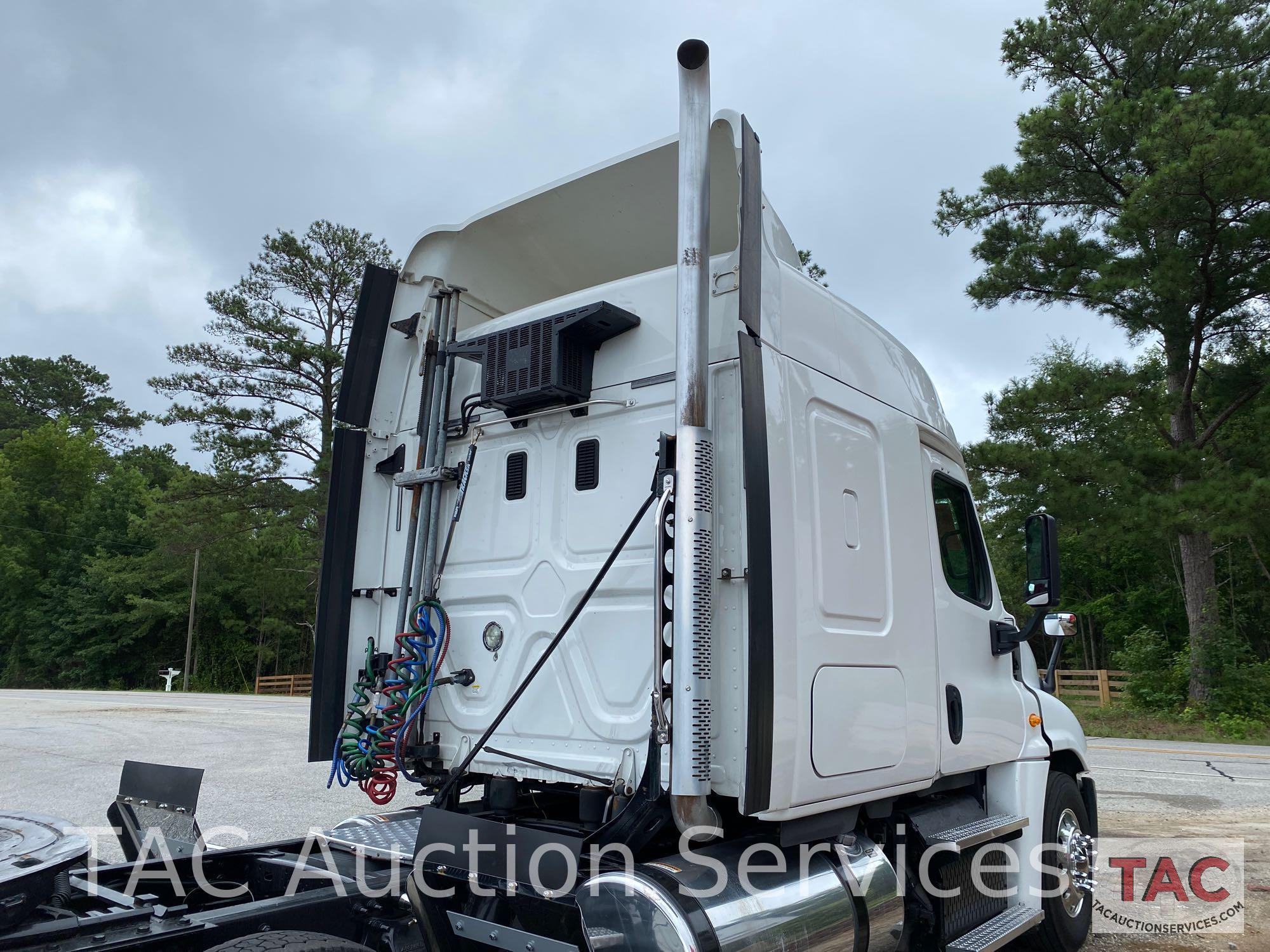 2014 Freightliner Cascadia