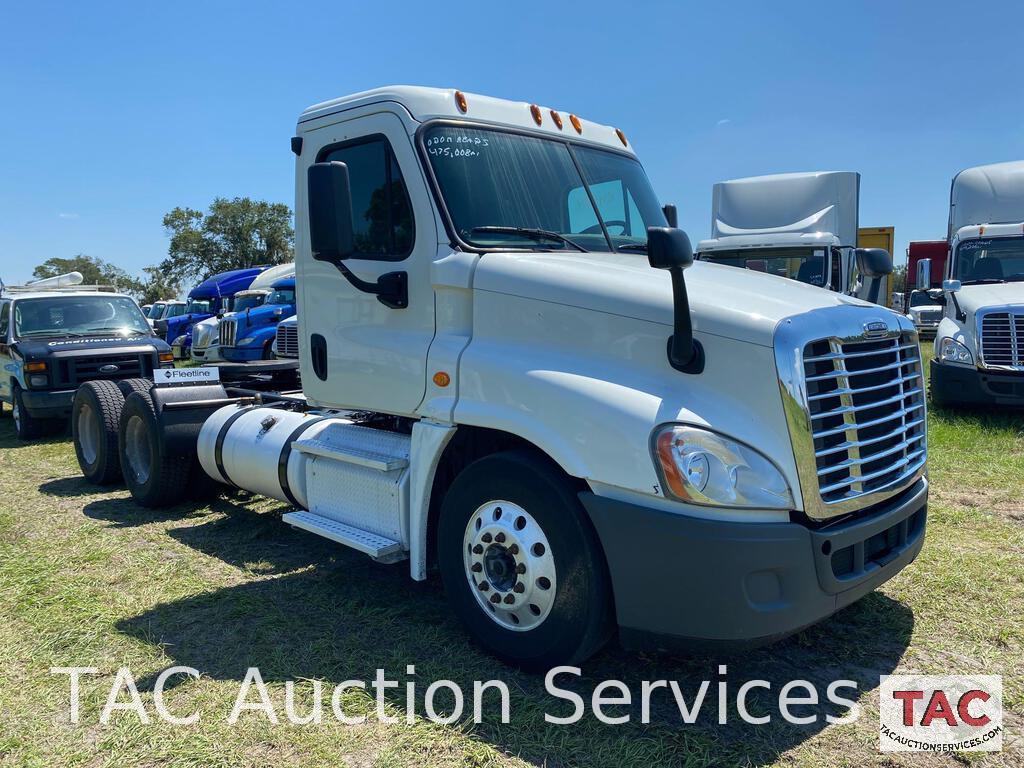 2015 Freightliner Cascadia 125