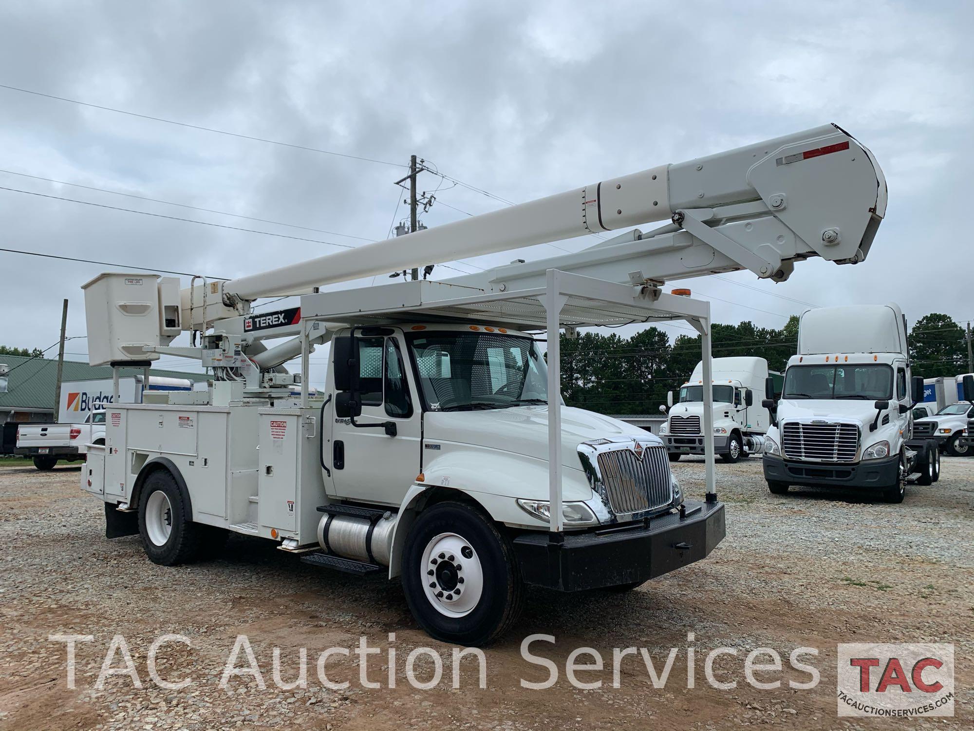 2014 International Bucket Truck