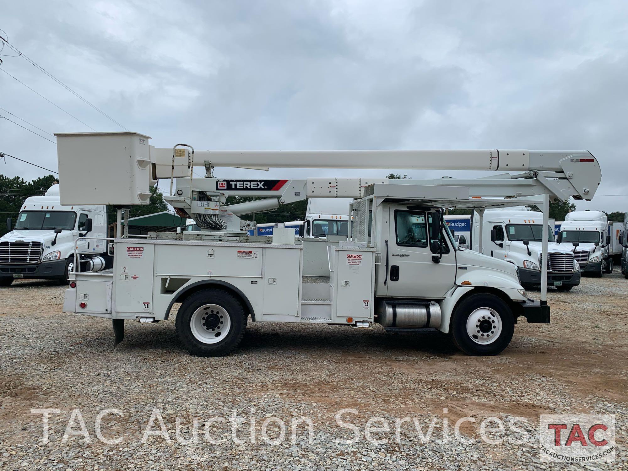 2014 International Bucket Truck