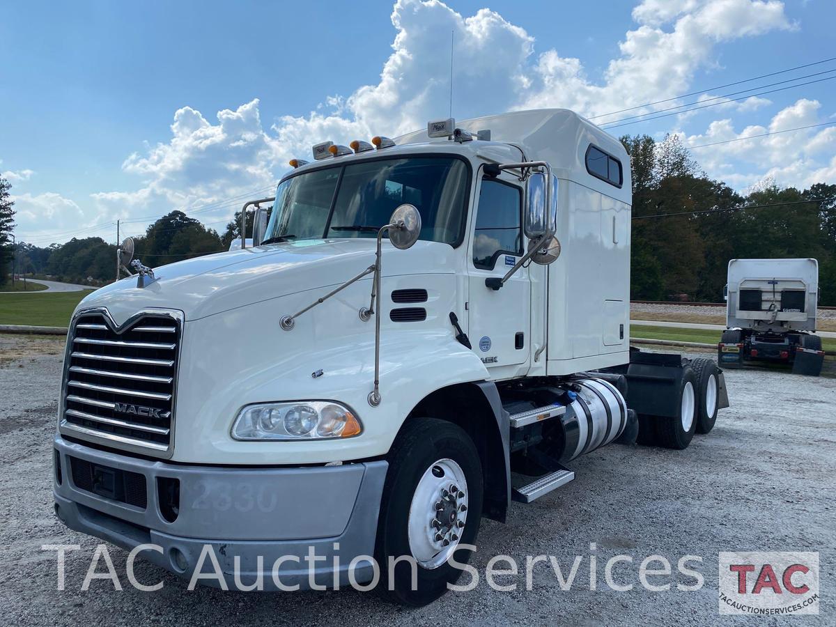 2016 Mack CXU613