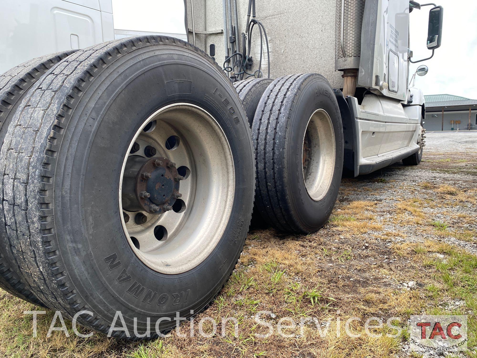 2007 Freightliner Columbia