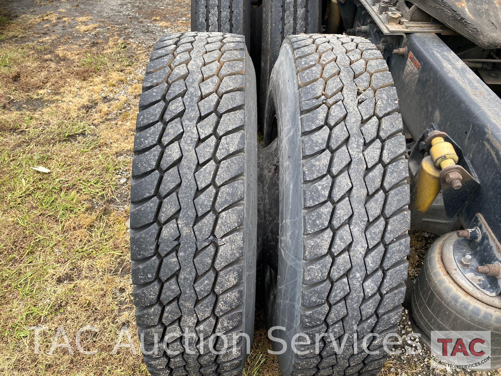 2007 Freightliner Columbia