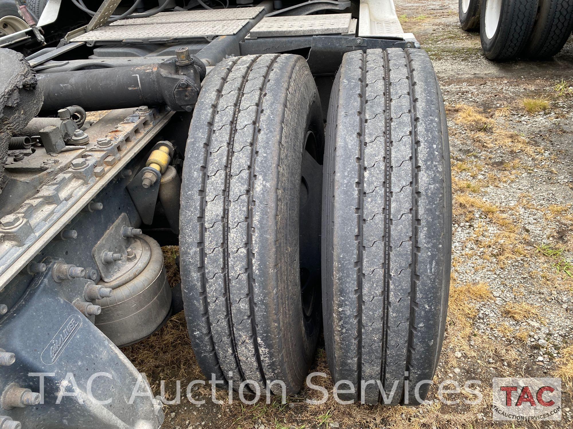 2007 Freightliner Columbia