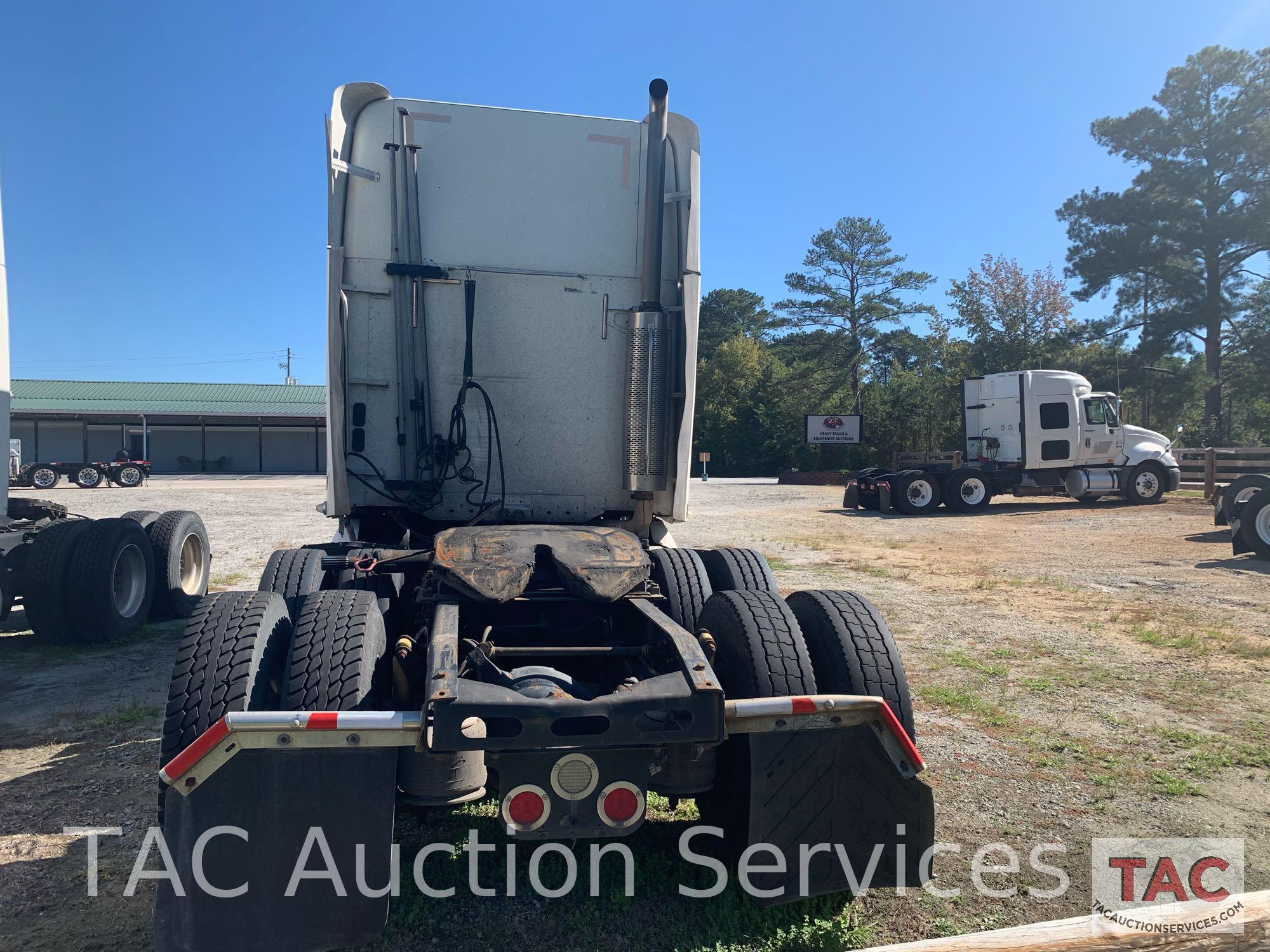 2007 Freightliner Columbia