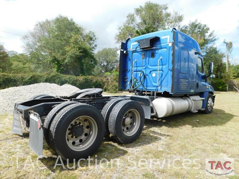 2013 Freightliner Cascadia