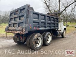 1982 Mack R688ST Dump Truck