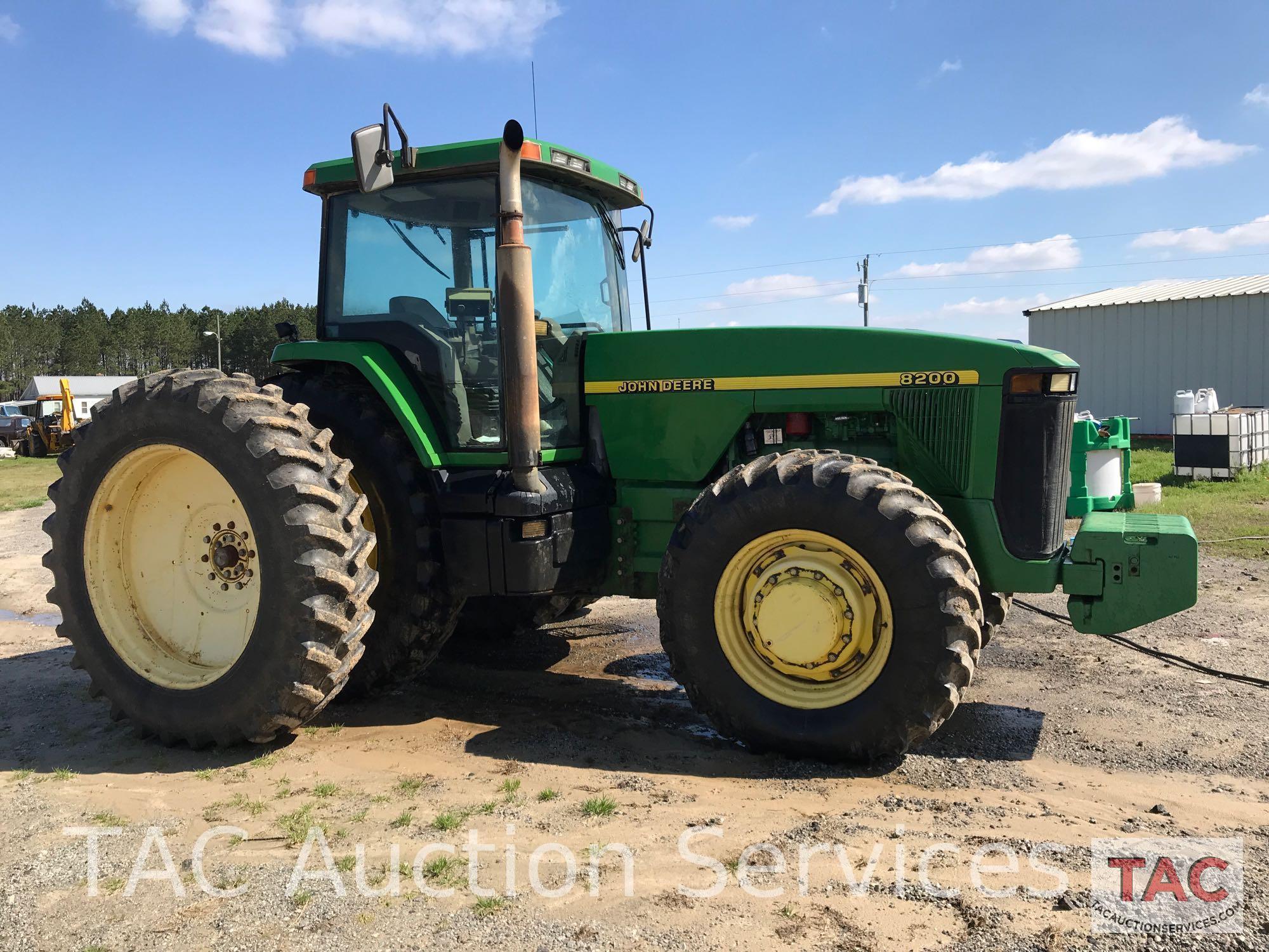 1997 John Deere 8200